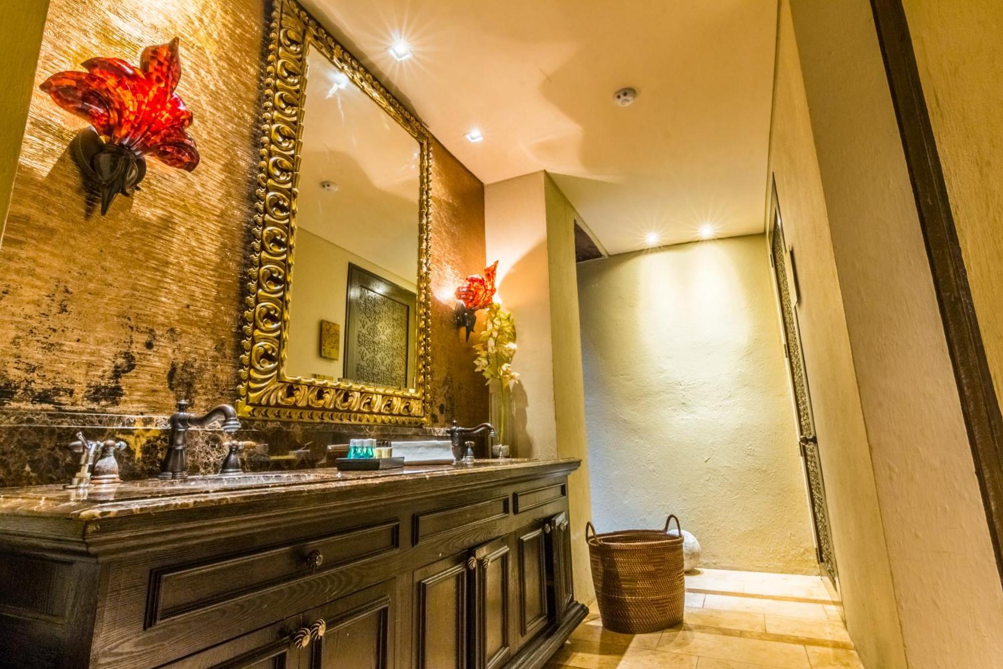 Bastion Luxury 5*